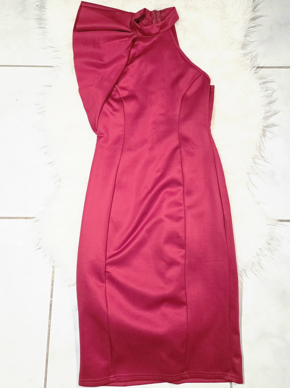 Amazon Red One-Shoulder Ruffle Sheath Dress - Picture 4 of 6